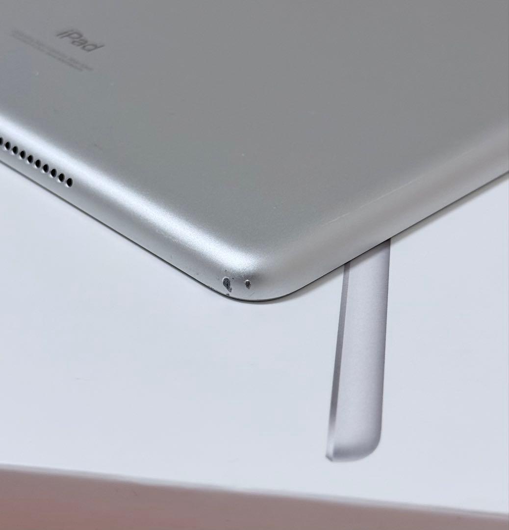 Apple iPad 第9世代 64GB シルバー Wi-Fiモデル