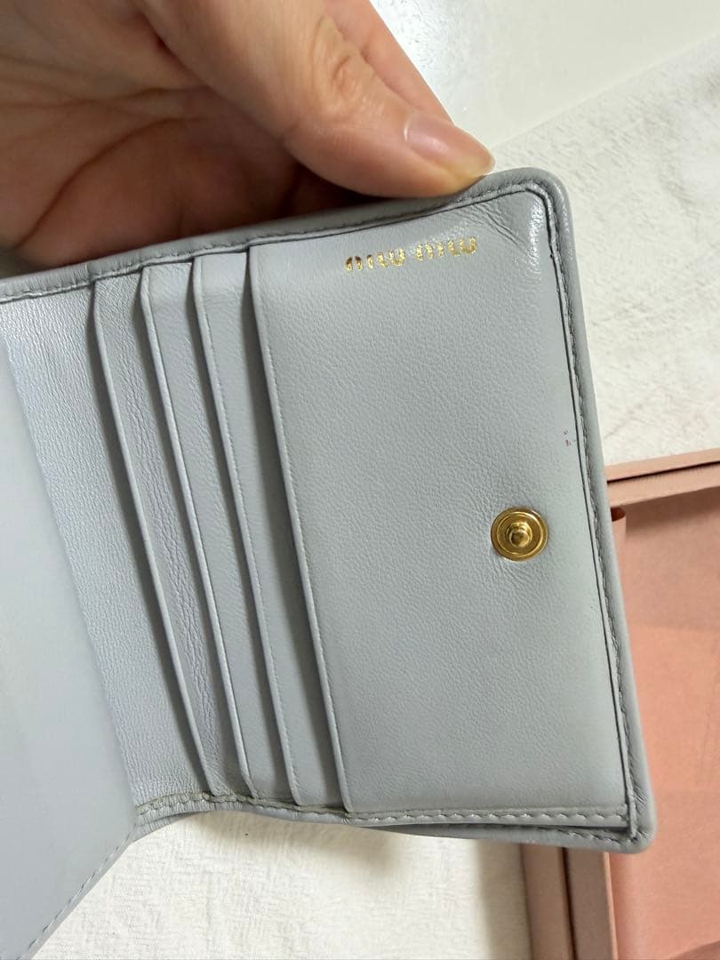 Miu Miu ブルー 二つ折り財布