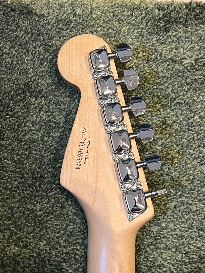 ストラトキャスター／Squier by fender